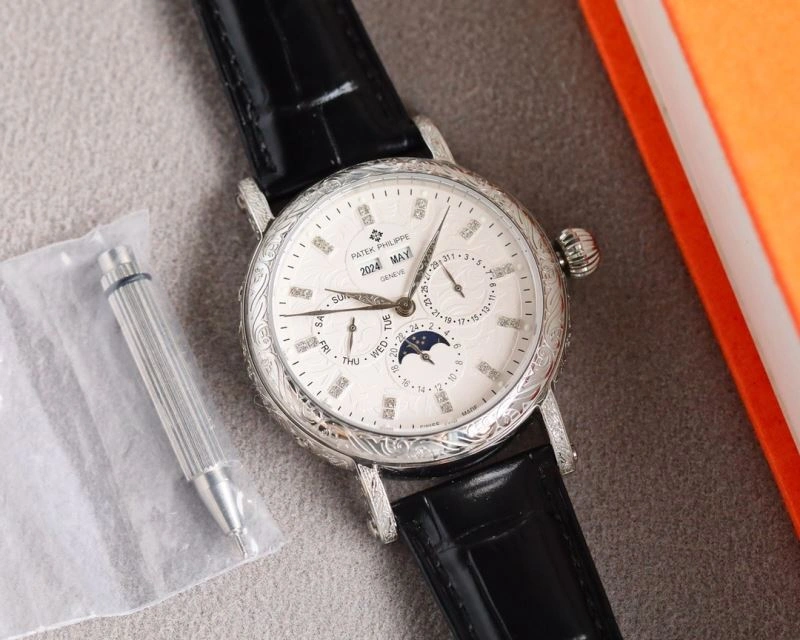 Snug PATEK PHILIPPE Watches 195157