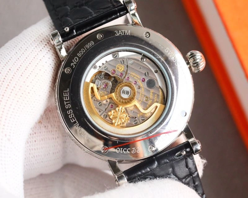 Snug PATEK PHILIPPE Watches 195157