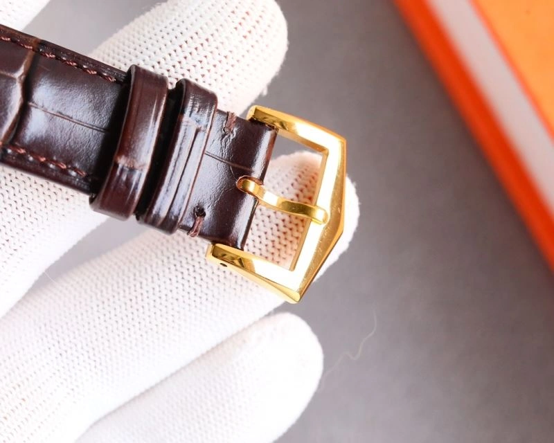 Snug PATEK PHILIPPE Watches 195149
