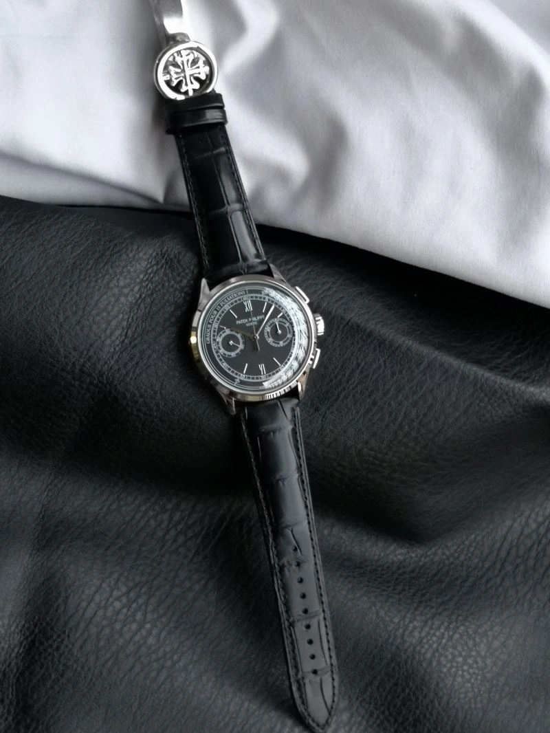 Neat PATEK PHILIPPE Watches 195147