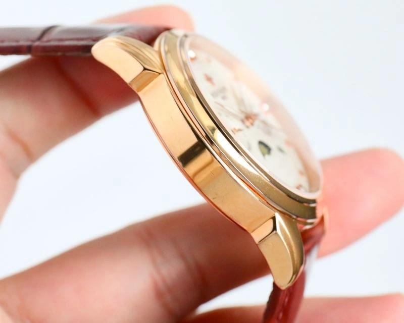 Neat PATEK PHILIPPE Watches 195104