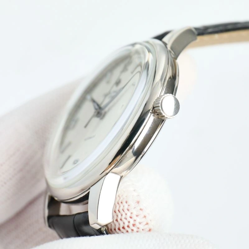 Compact PATEK PHILIPPE Watches 195077