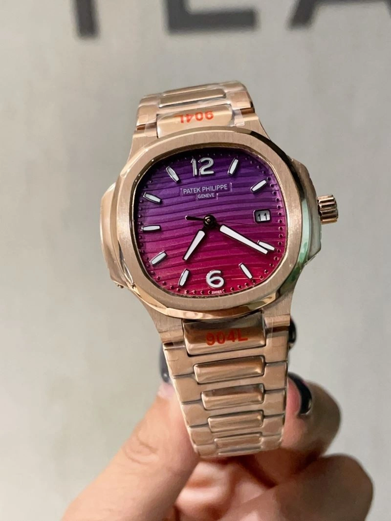 Sleek PATEK PHILIPPE Watches 194925