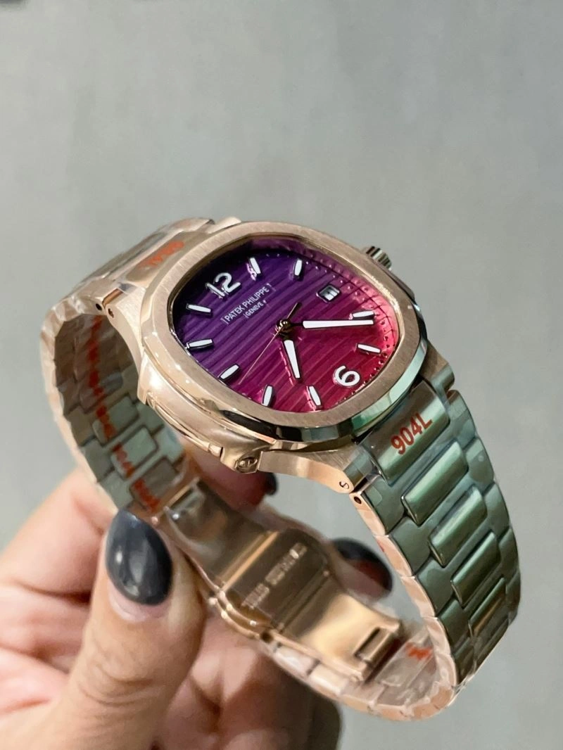Sleek PATEK PHILIPPE Watches 194925