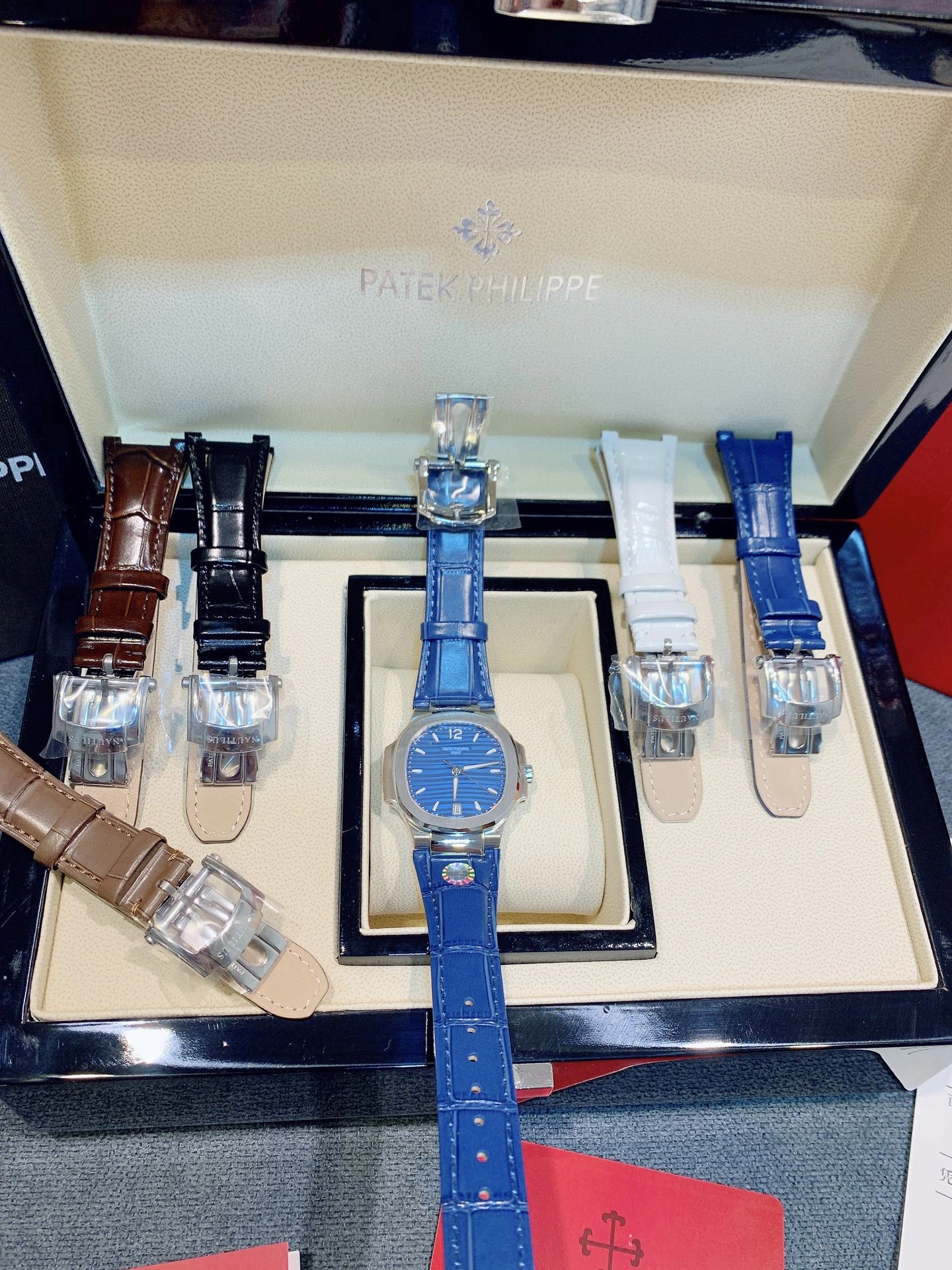 Effortless PATEK PHILIPPE Watches 194886