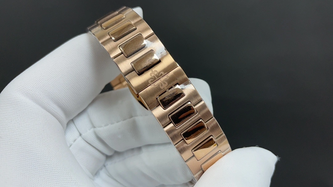 UrbanChic PATEK PHILIPPE Watches 194890