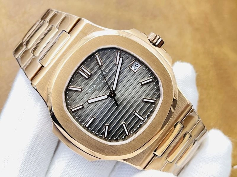 Trendsetting PATEK PHILIPPE Watches 194736