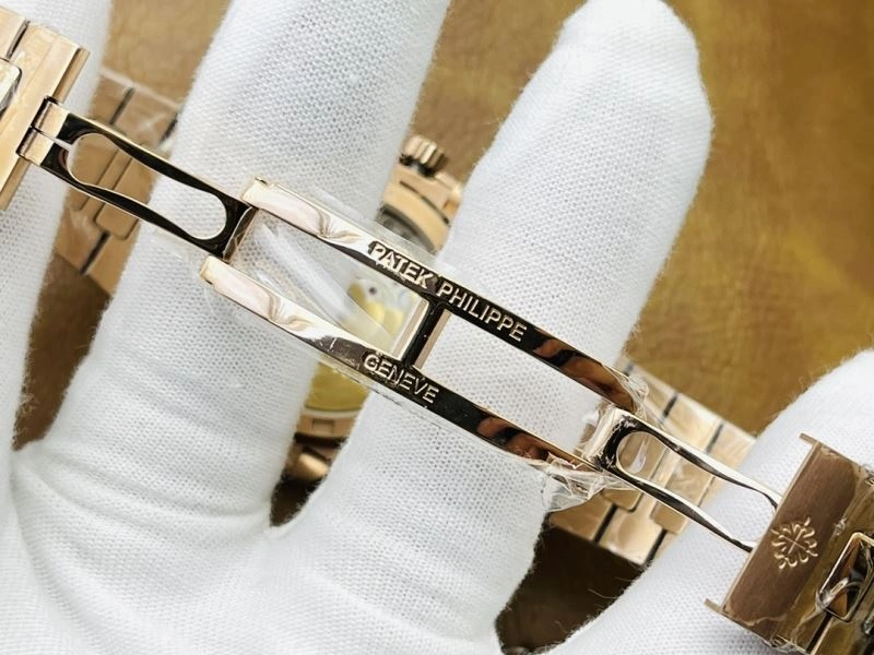 Trendsetting PATEK PHILIPPE Watches 194736