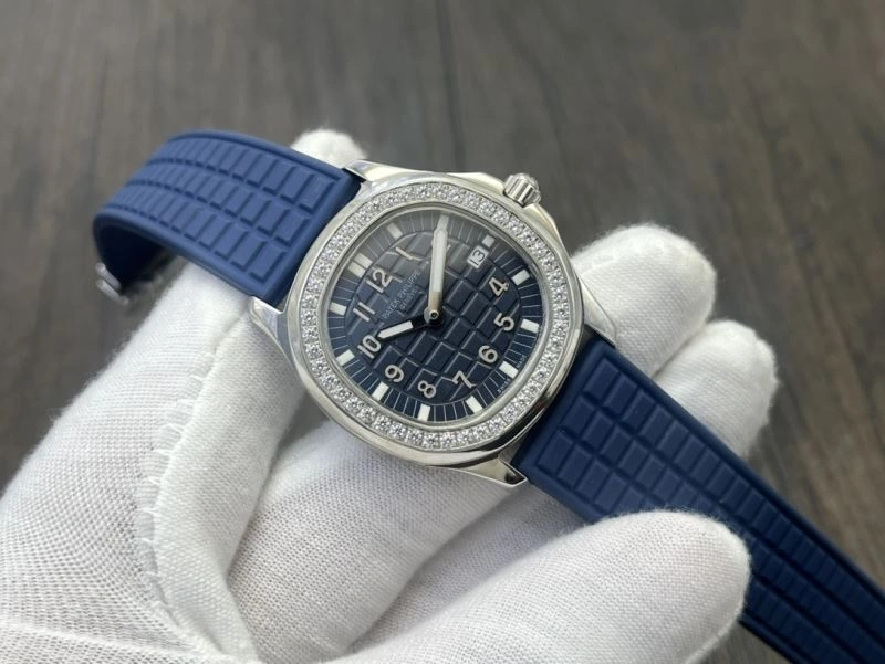 NewStyle PATEK PHILIPPE Watches 194711