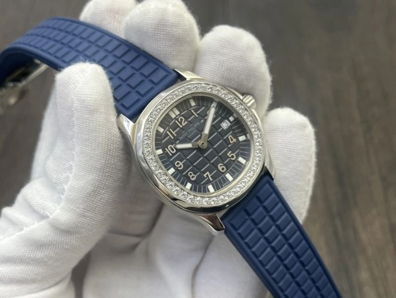 NewStyle PATEK PHILIPPE Watches 194711