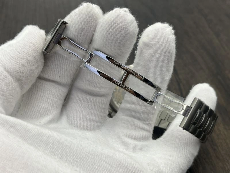 Functional PATEK PHILIPPE Watches 194718