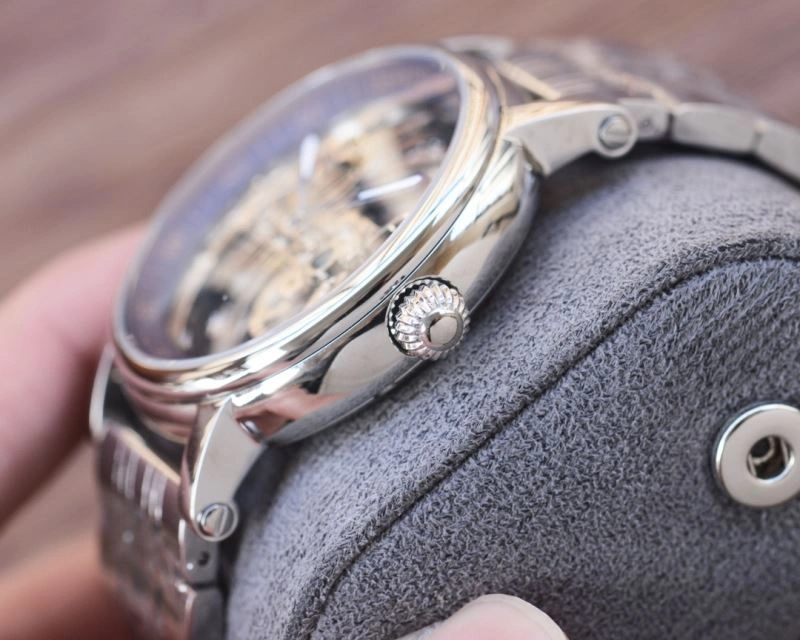 Versatile PATEK PHILIPPE Watches 194646