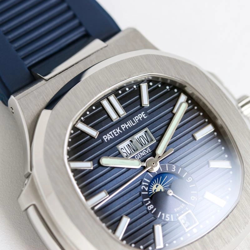 Sleek PATEK PHILIPPE Watches 194462