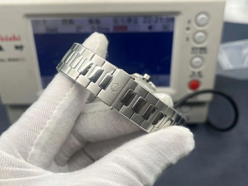 Sleek PATEK PHILIPPE Watches 194452