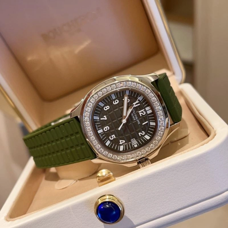 Bright PATEK PHILIPPE Watches 194447