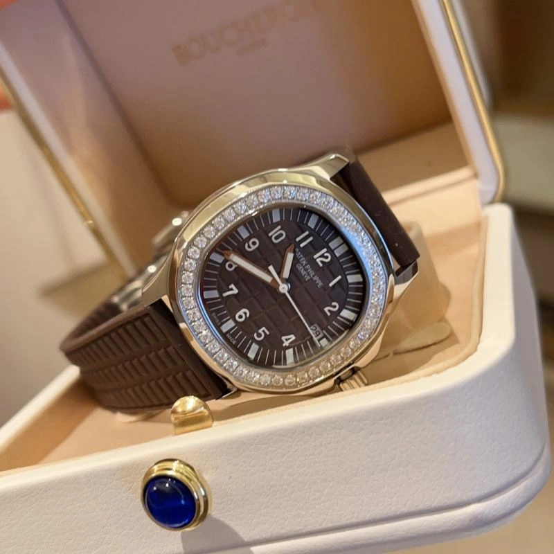 Bright PATEK PHILIPPE Watches 194447