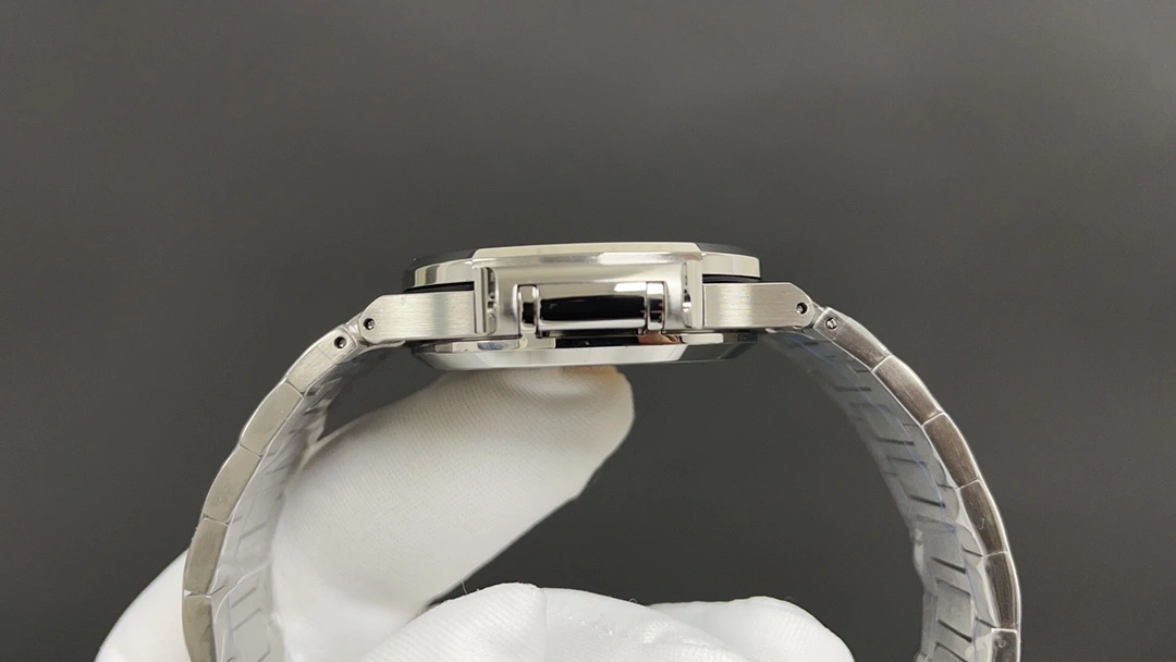 Modern PATEK PHILIPPE Watches 194320