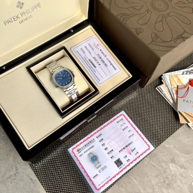 PATEK PHILIPPE Watches Sporty 194306