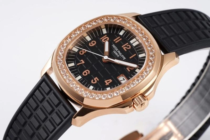 PATEK PHILIPPE Watches Snug 195811