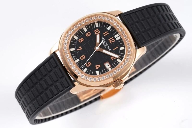 PATEK PHILIPPE Watches Snug 195811
