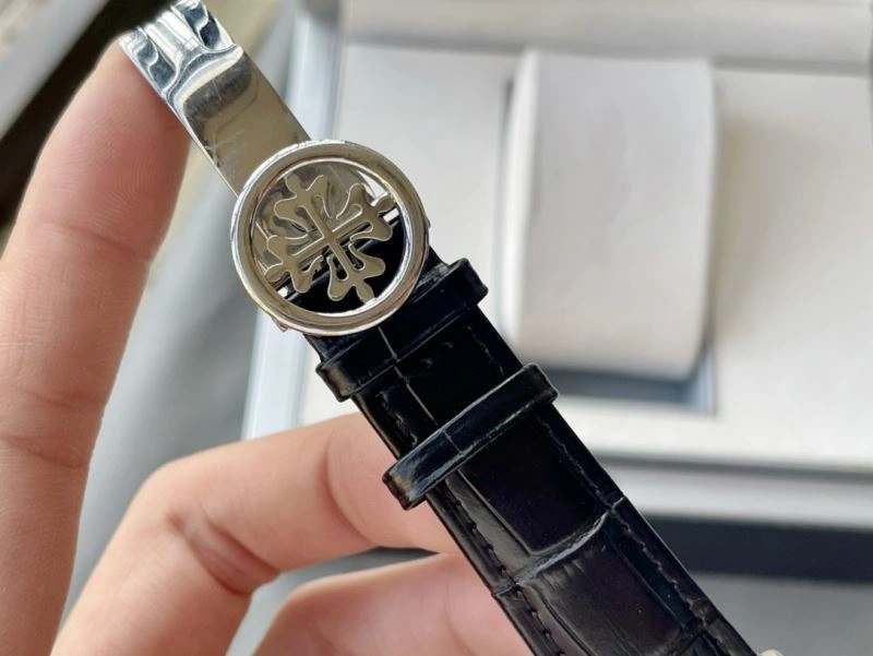 Supportive PATEK PHILIPPE Watches 195831