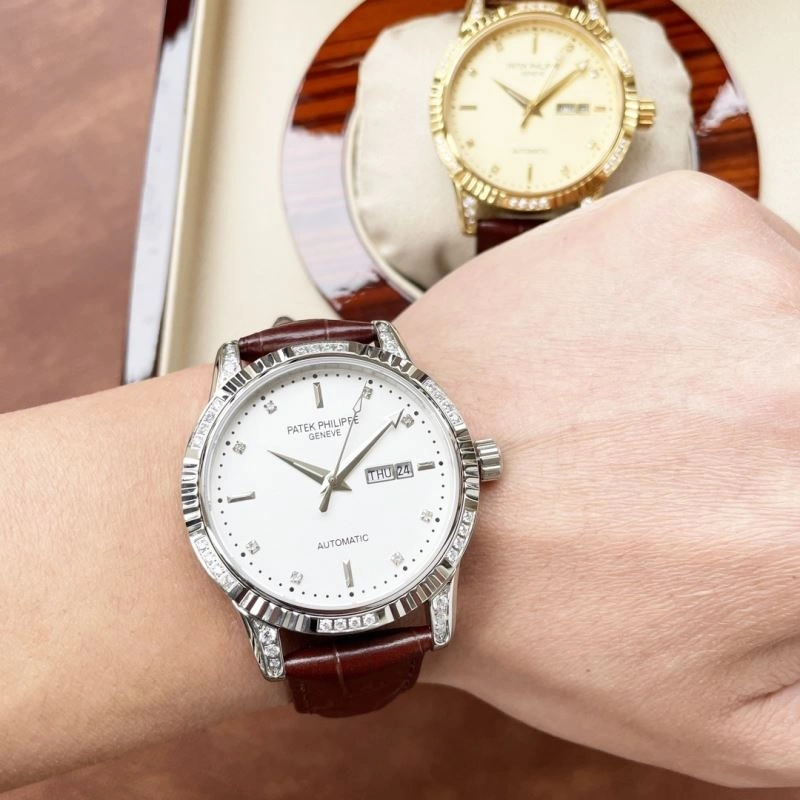 Resilient PATEK PHILIPPE Watches 195745
