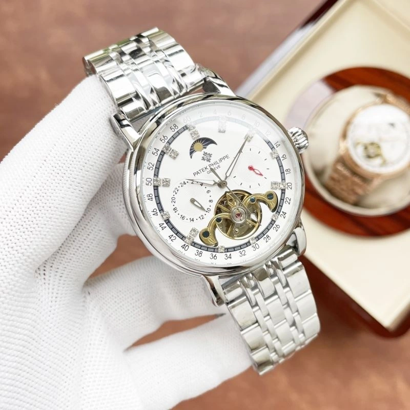 Sleek PATEK PHILIPPE Watches 195657