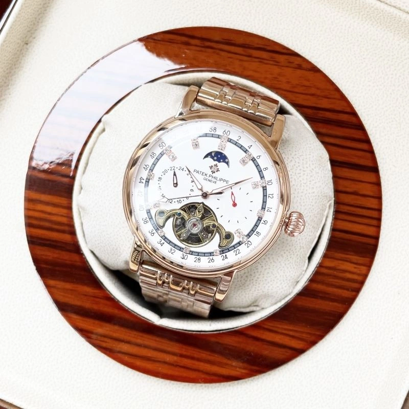 Sleek PATEK PHILIPPE Watches 195657