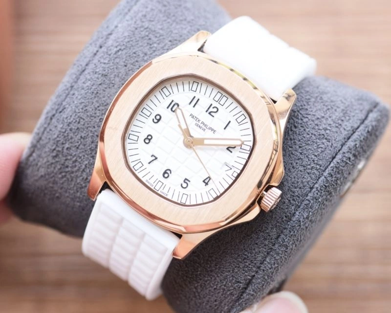 PATEK PHILIPPE Watches TravelReady 195611