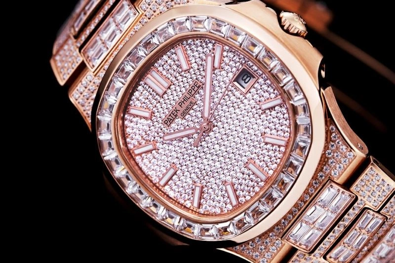 UrbanChic PATEK PHILIPPE Watches 195514