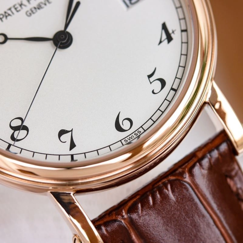 Compact PATEK PHILIPPE Watches 195501