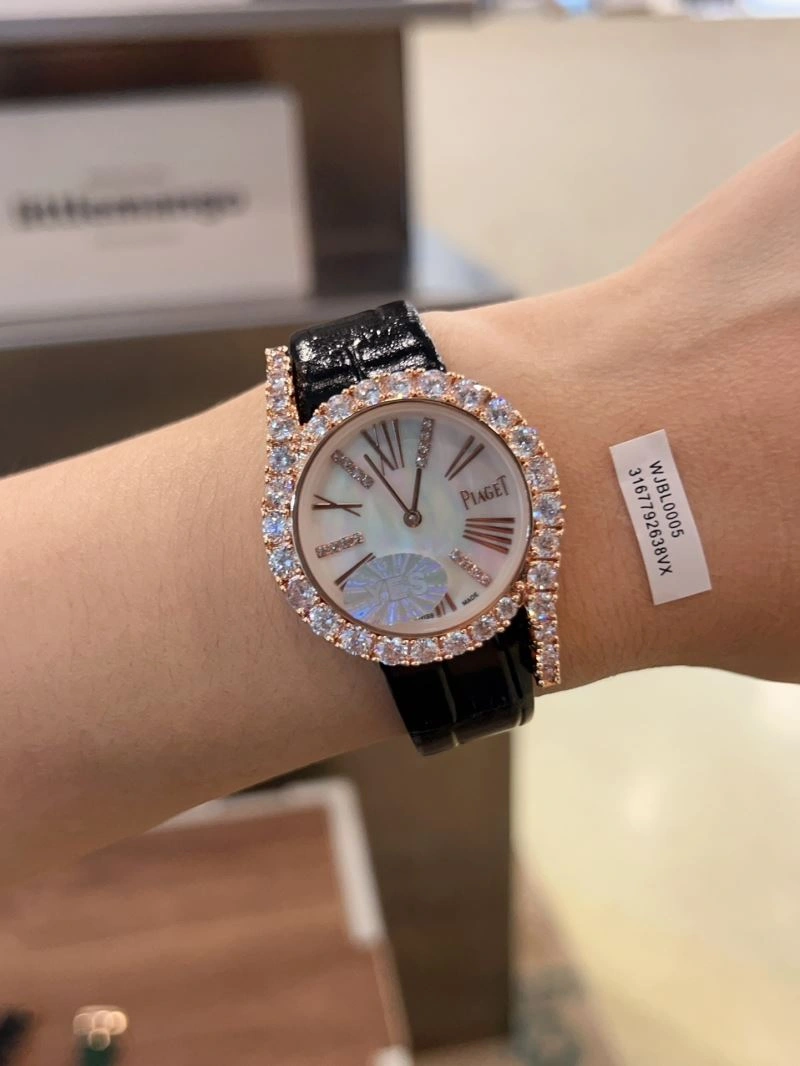 PIAGET Watches Classic 198597