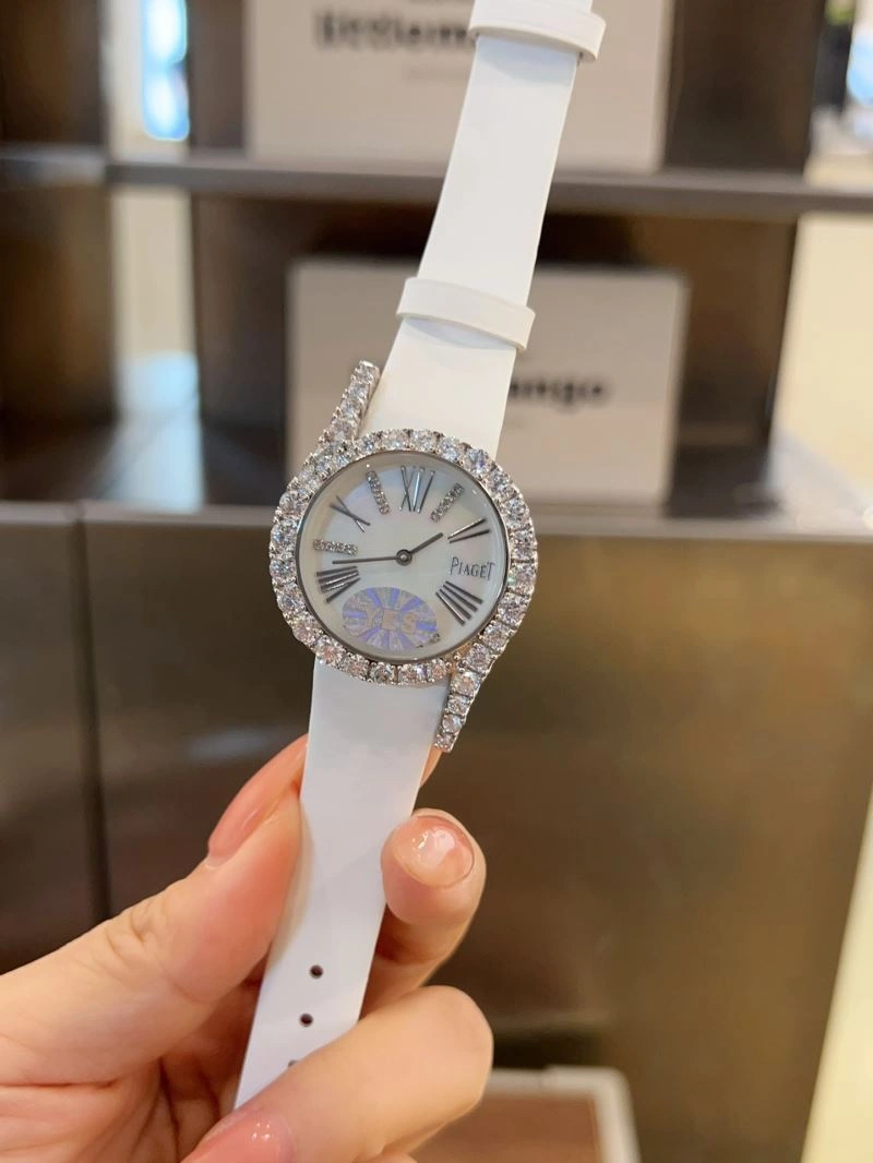 Trendsetting PIAGET Watches 198611