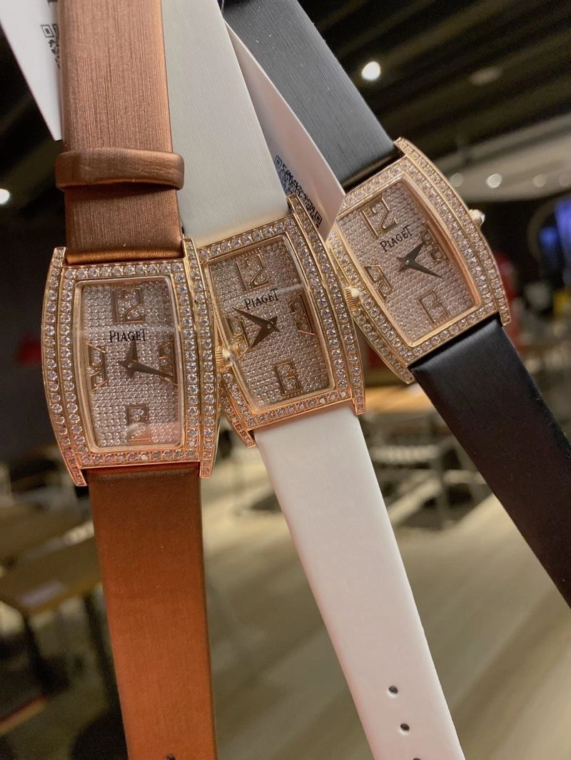 Trendsetting PIAGET Watches 198595