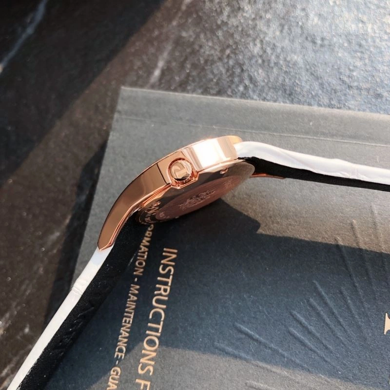 Popular PIAGET Watches 198586