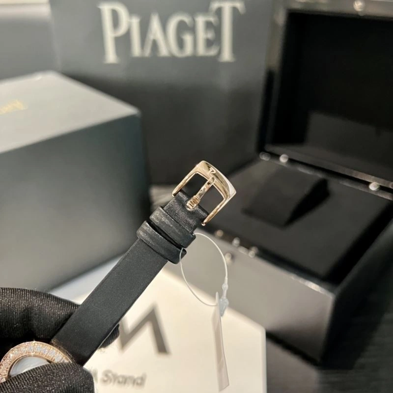 PIAGET Watches Sleek 198614