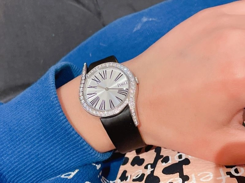 Vibrant PIAGET Watches 198577