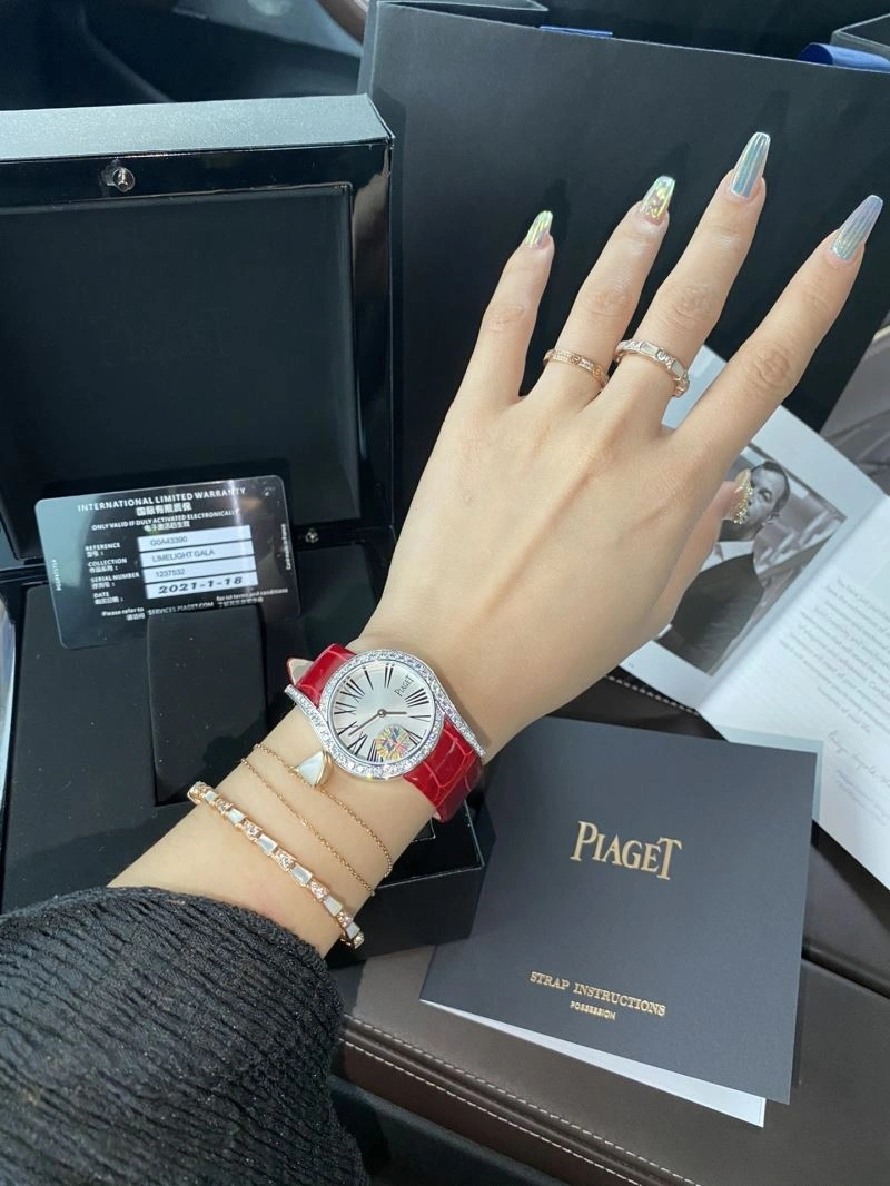 Bright PIAGET Watches 198550