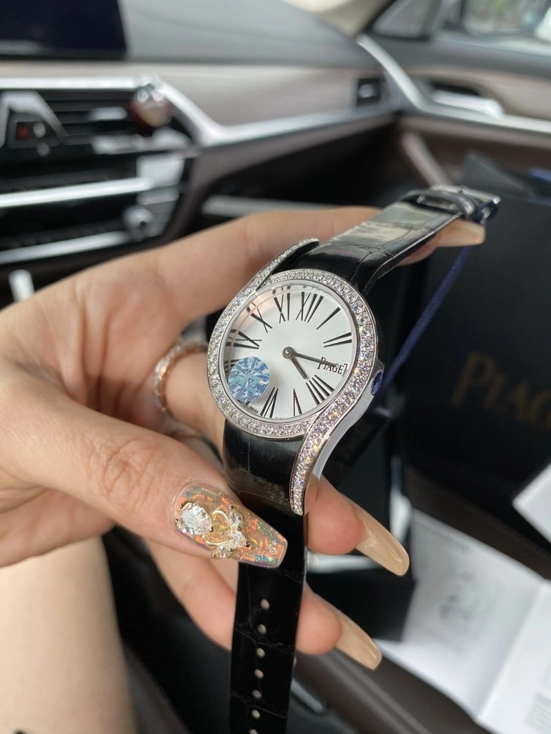 Versatile PIAGET Watches 198551