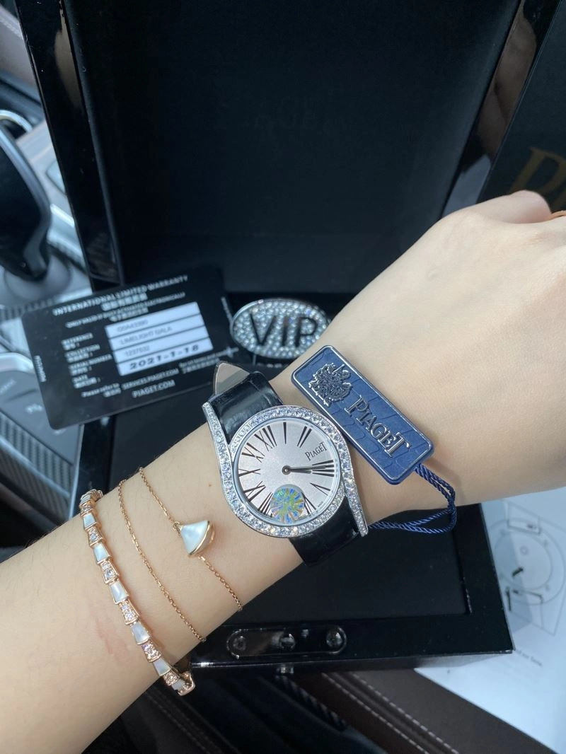 Versatile PIAGET Watches 198551