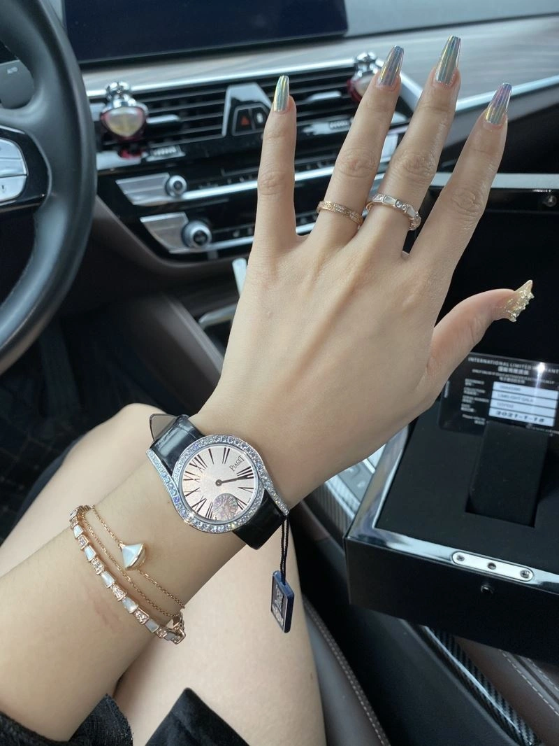 Versatile PIAGET Watches 198551