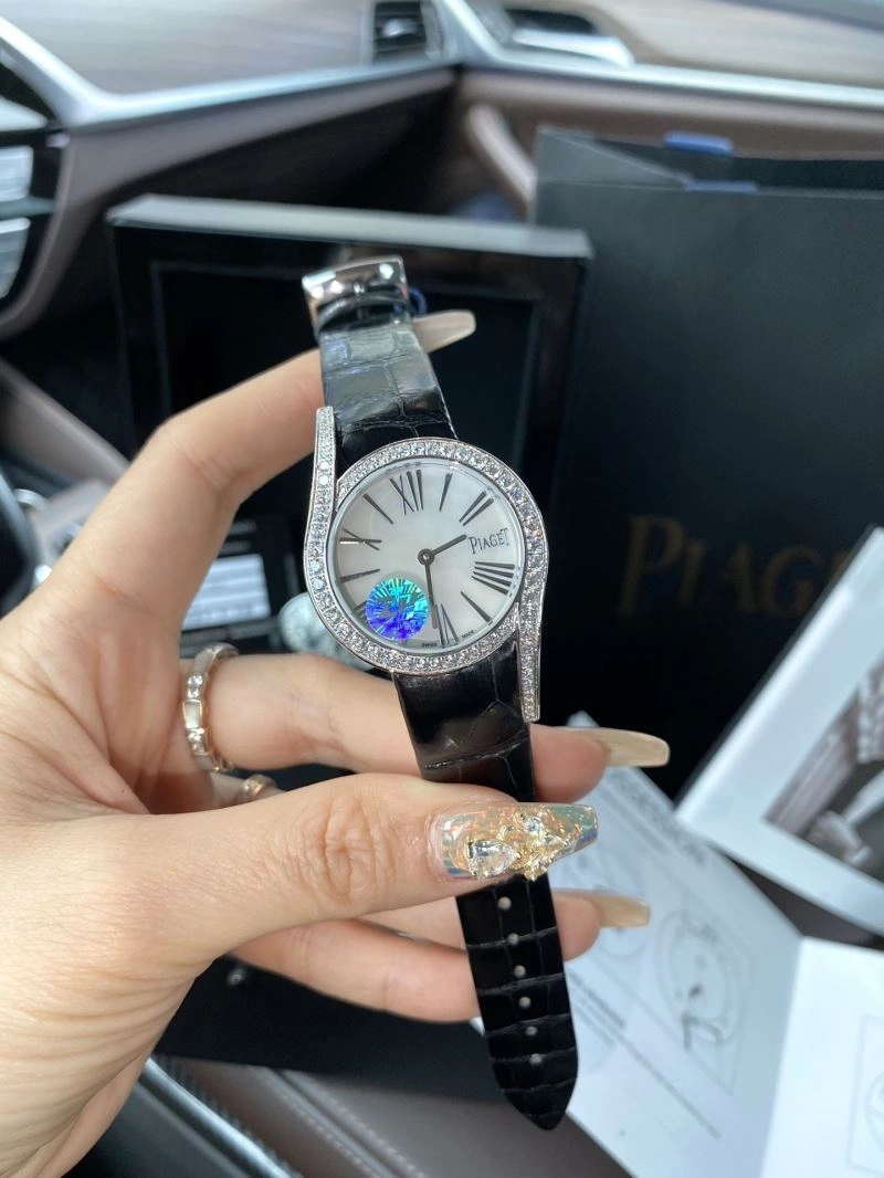 Snug PIAGET Watches 198548