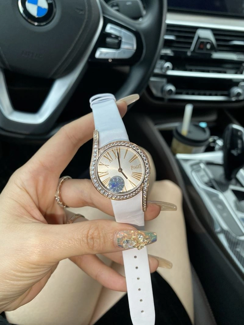 Versatile PIAGET Watches 198545
