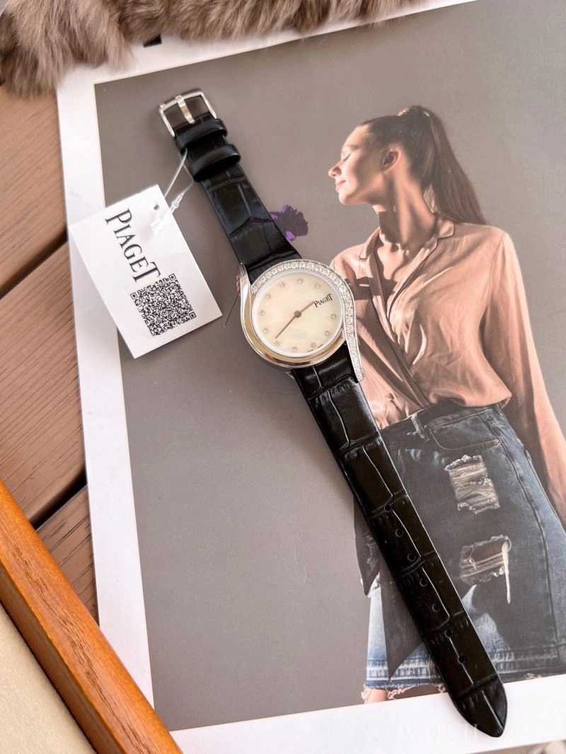 ModernLook PIAGET Watches 198539