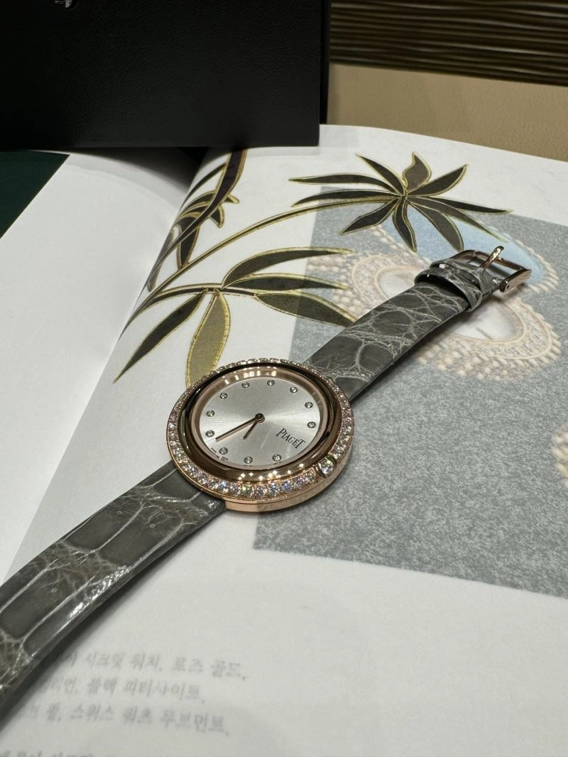 ModernLook PIAGET Watches 198533