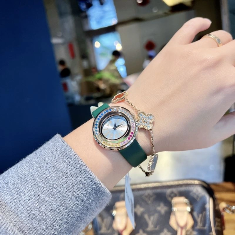 Contemporary PIAGET Watches 198507