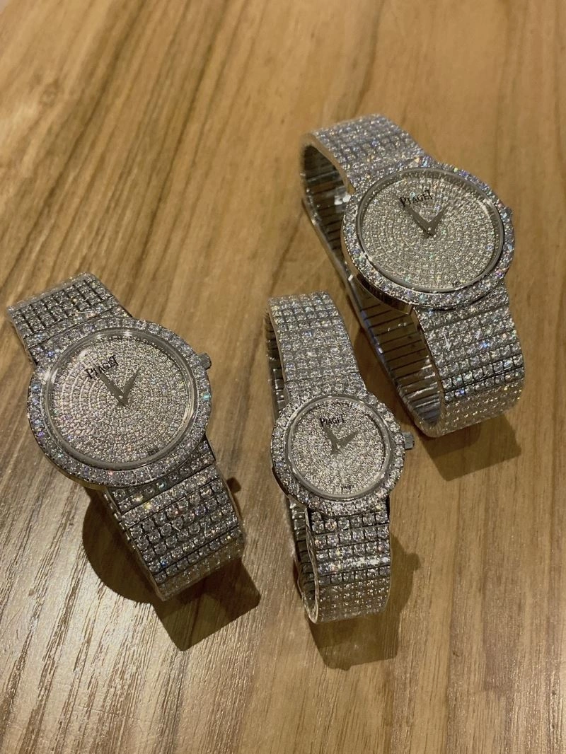 Compact PIAGET Watches 198496