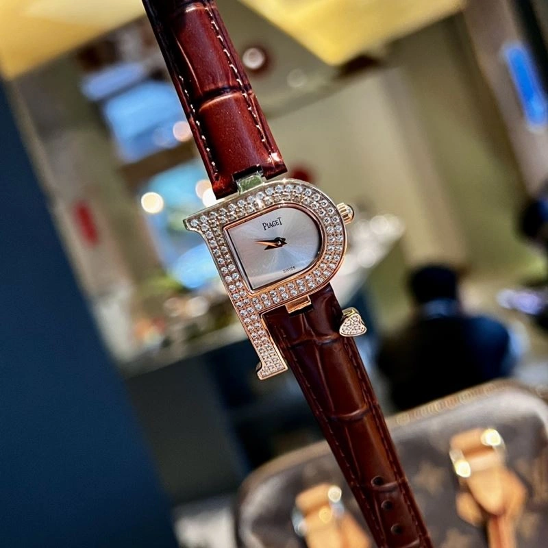 Popular PIAGET Watches 198521