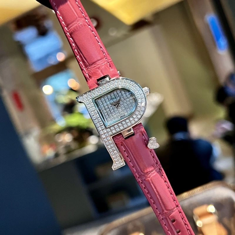Popular PIAGET Watches 198521