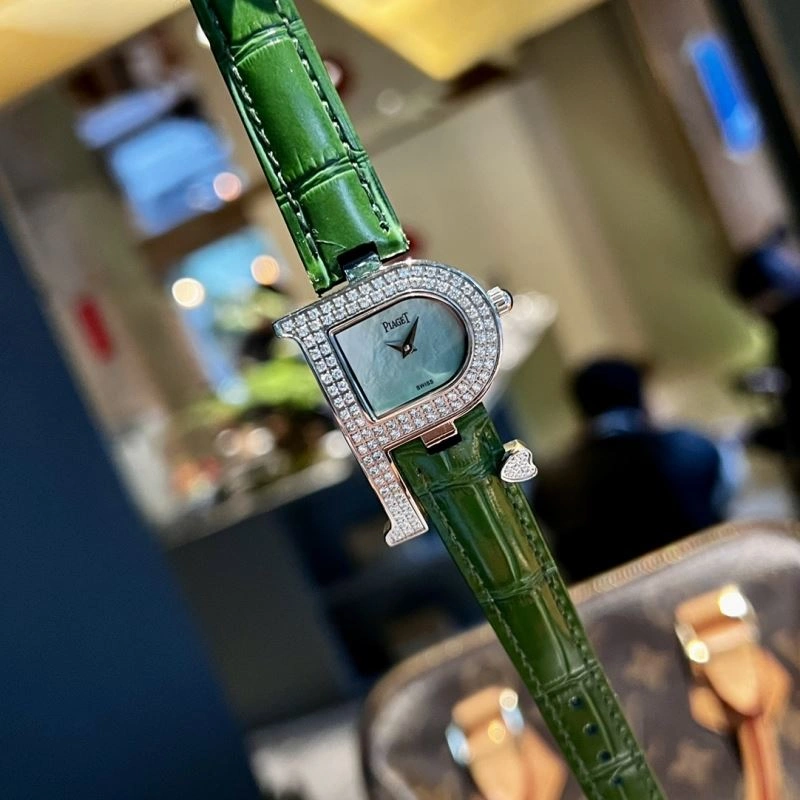 Popular PIAGET Watches 198521